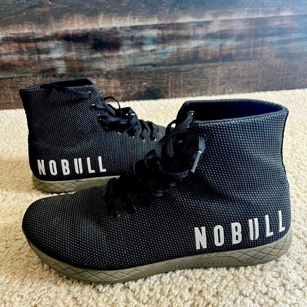 HIGH-TOP BLACK IVY TRAINER (MEN'S)